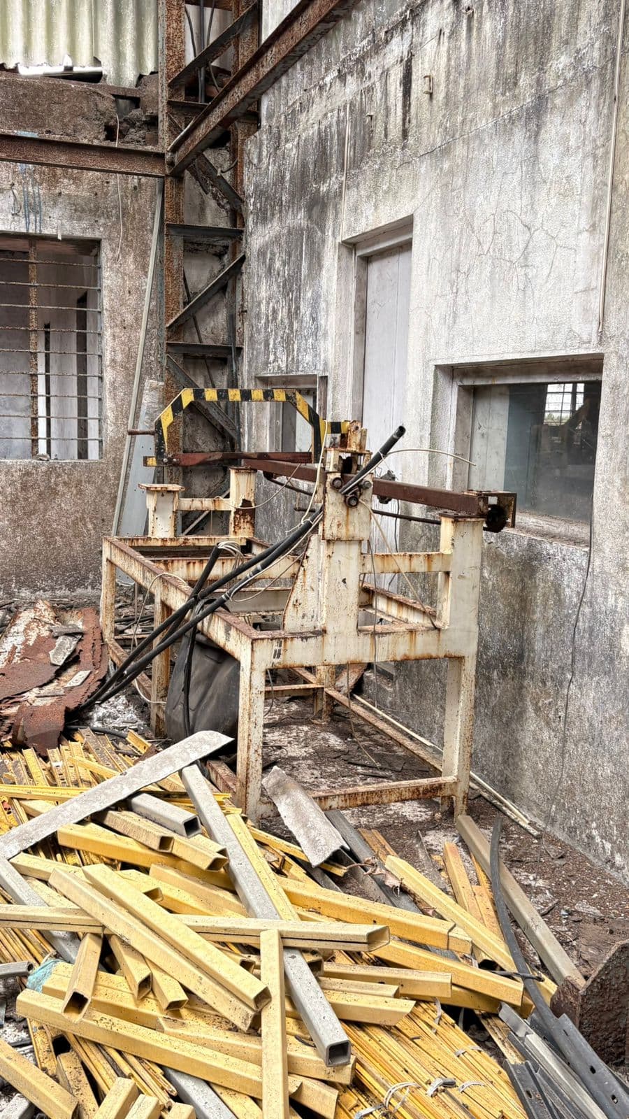 Land, buildings & plant machinery in Asangaon